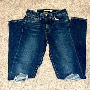 Levi’s 721 high rise skinny jeans